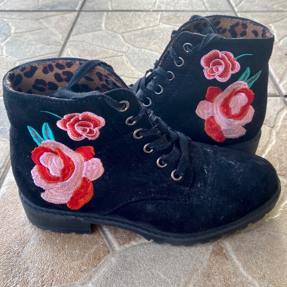Steve madden rose combat boots girls